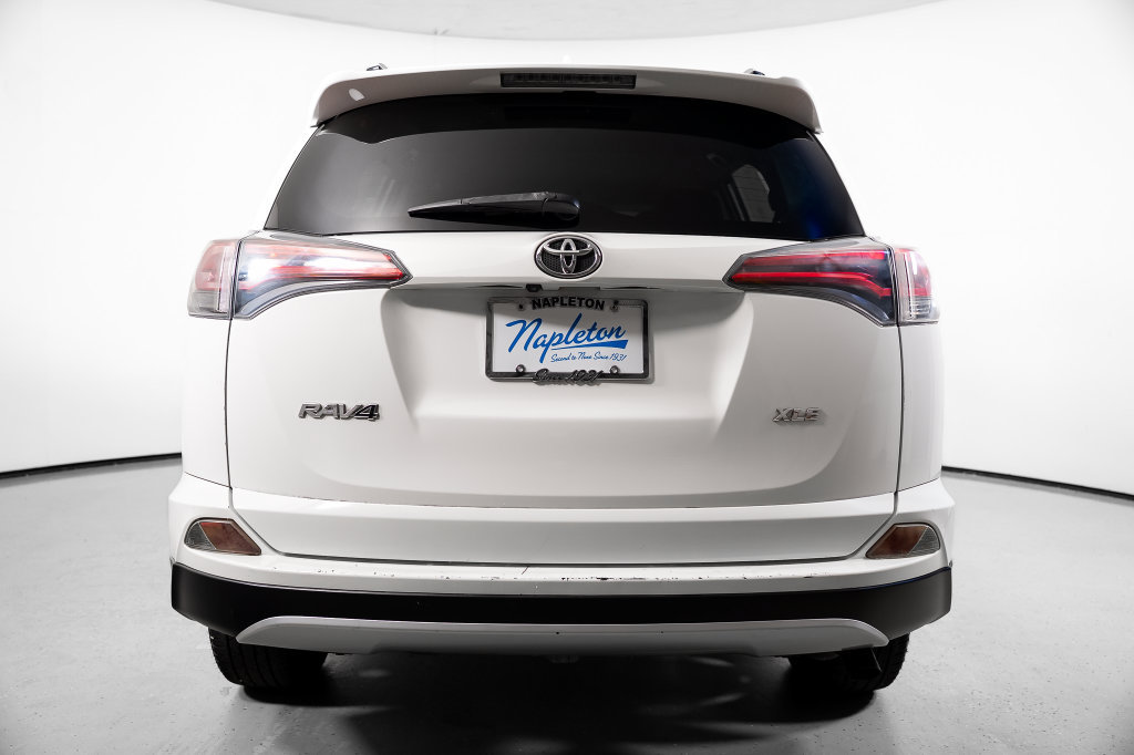 Used 2016 Toyota RAV4 XLE FWD image 9