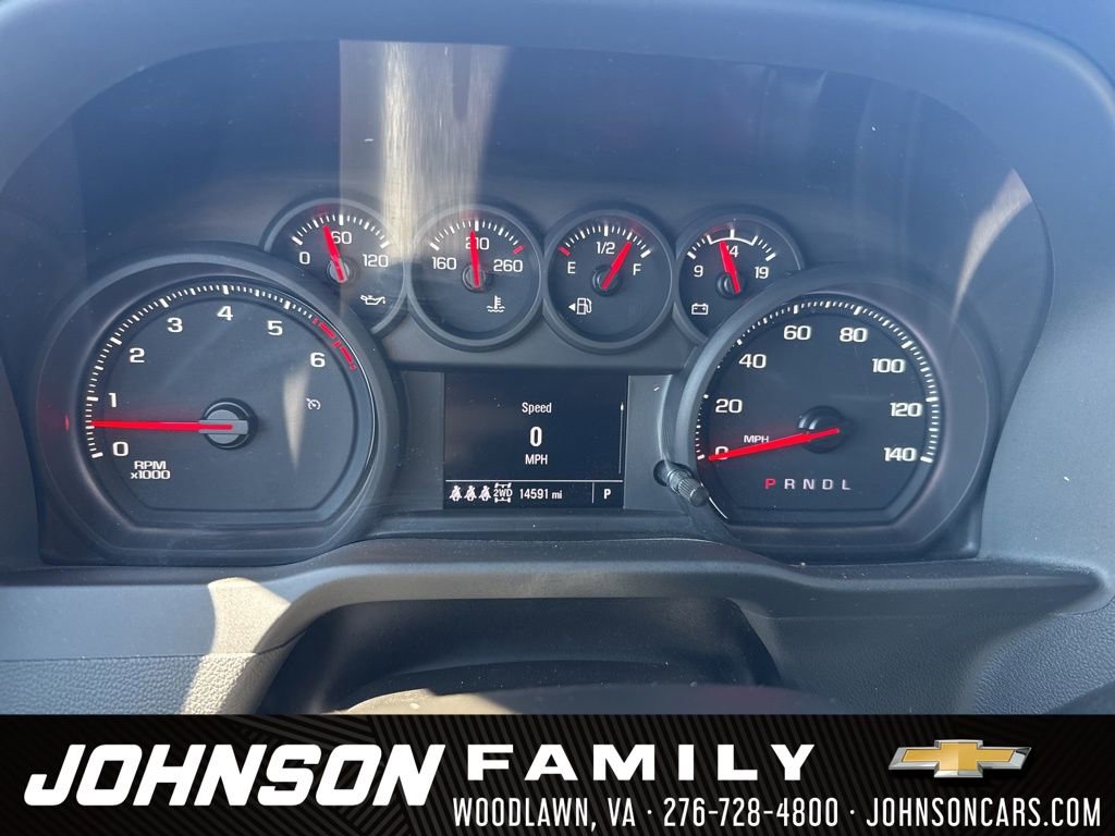 Used 2025 Chevrolet Silverado 2500 Custom w/ Custom Value Package image 16