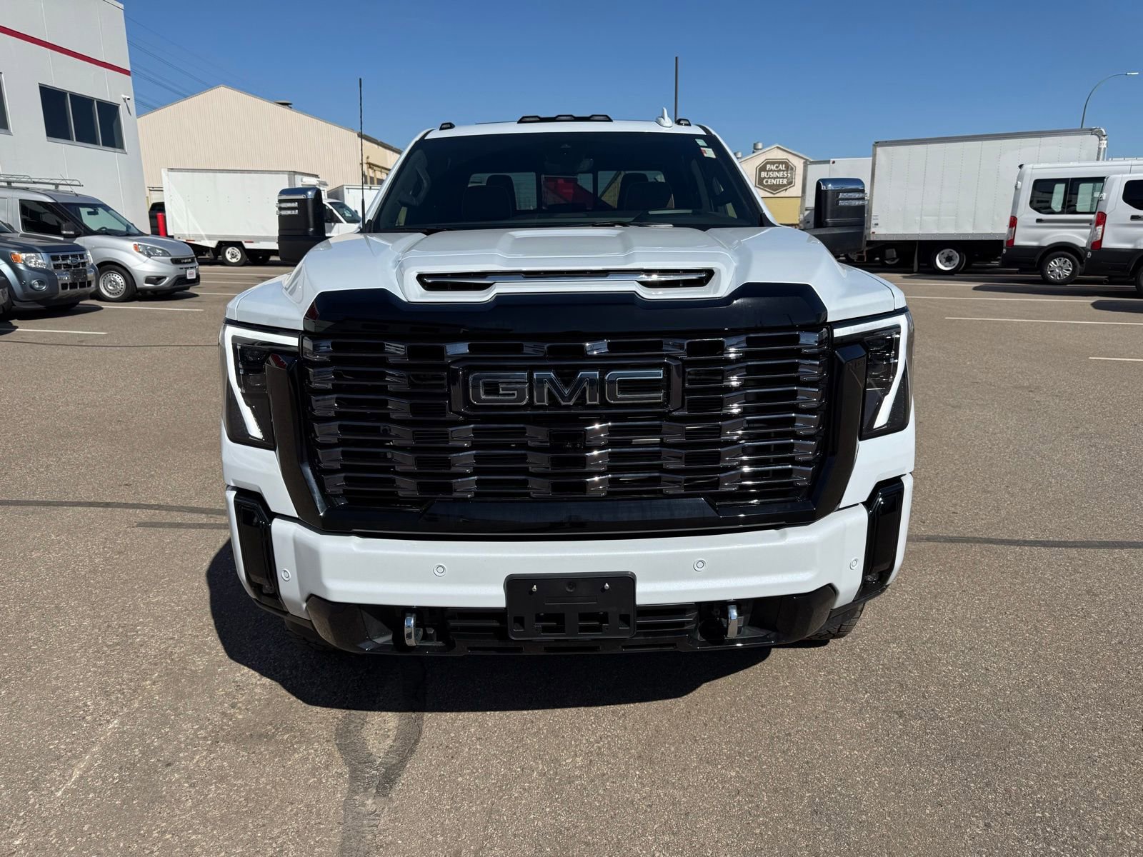 Used 2026 GMC Sierra 3500 Denali Ultimate AWD/4WD image 20