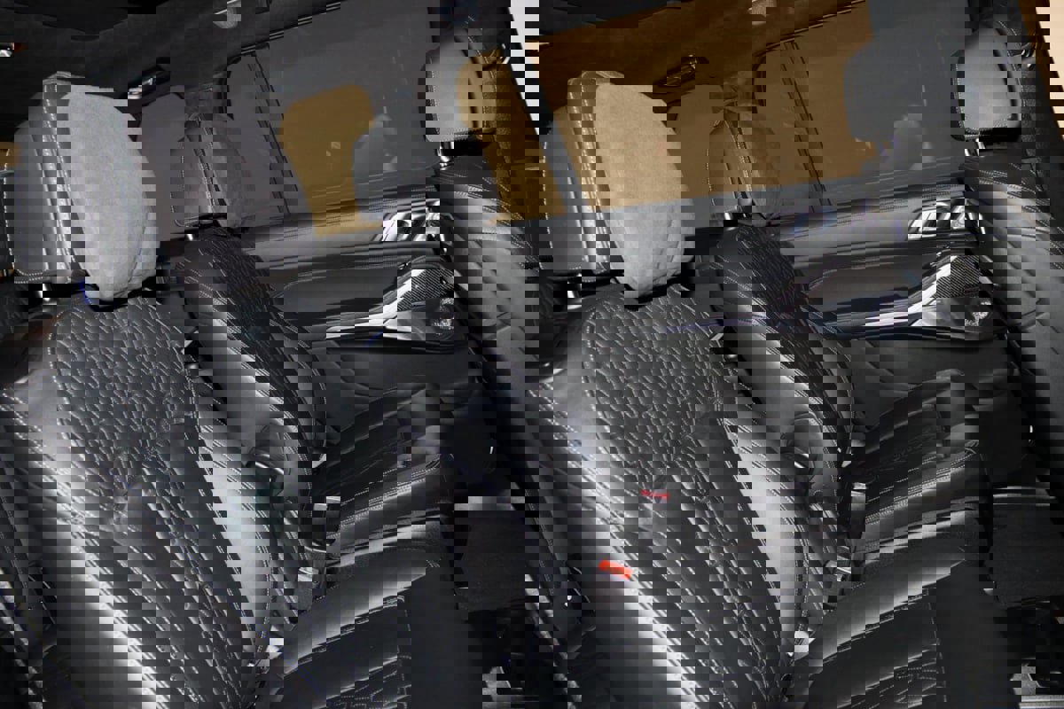 Used 2024 BMW X7 M60i image 77