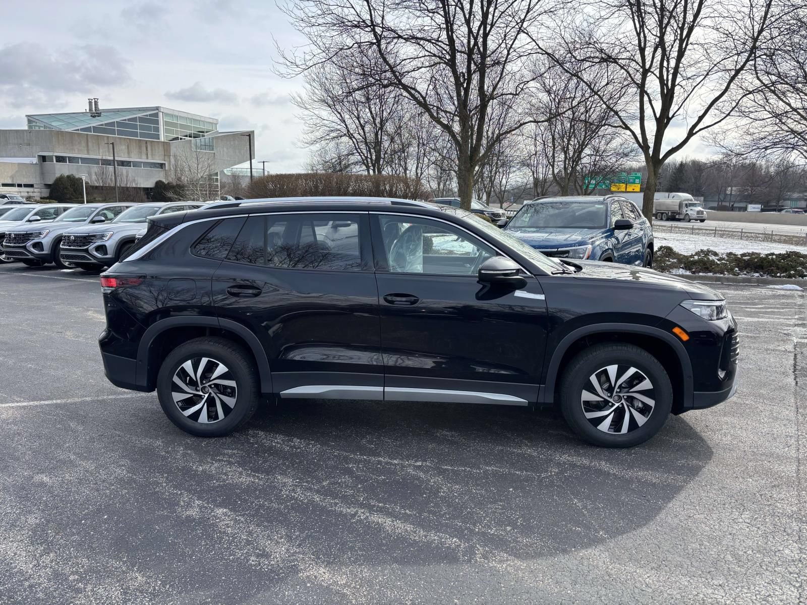 New 2026 Volkswagen Tiguan S AWD/4WD image 8