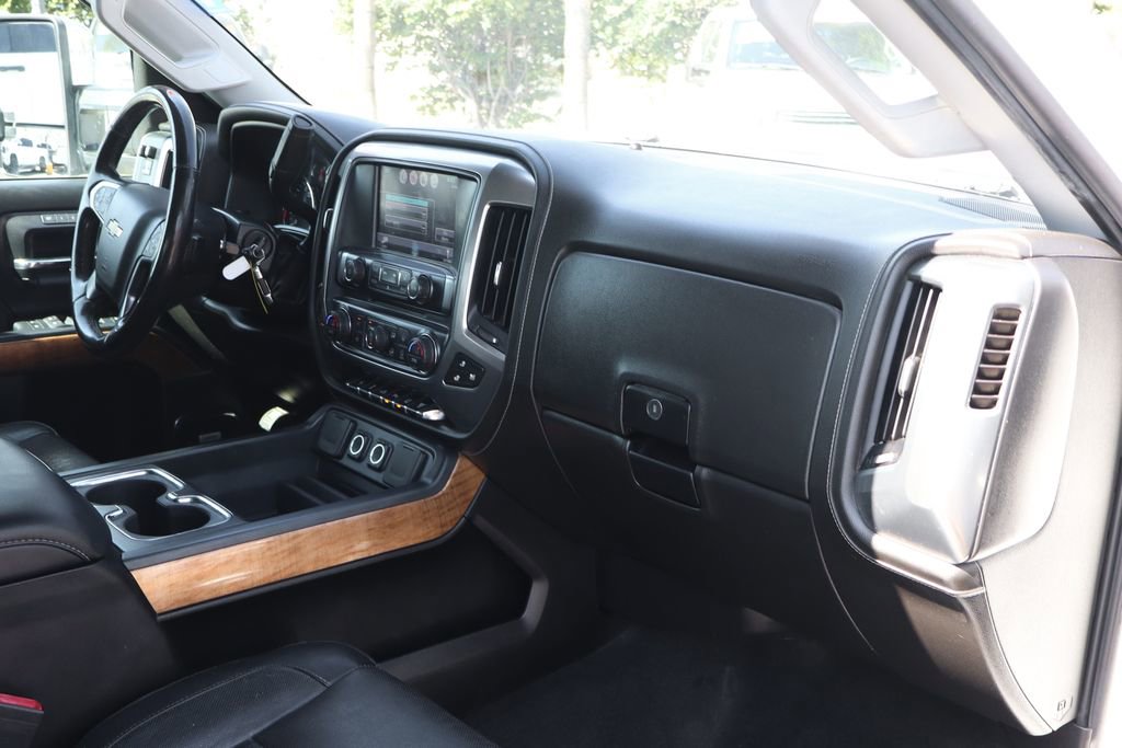 Used 2017 Chevrolet Silverado 3500 LTZ w/ Duramax Plus Package AWD/4WD image 47