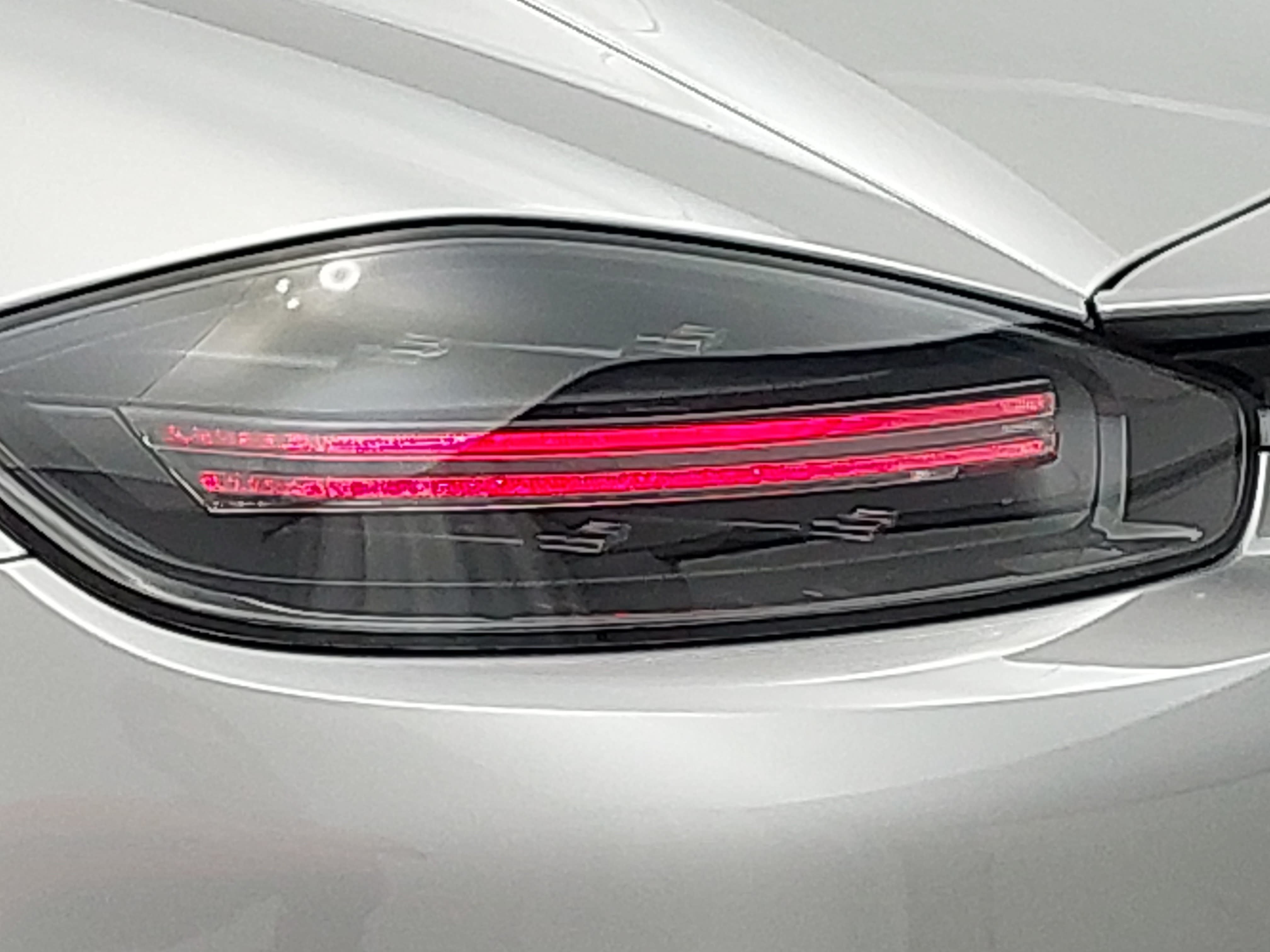 Certified 2025 Porsche 718 Cayman RWD image 31