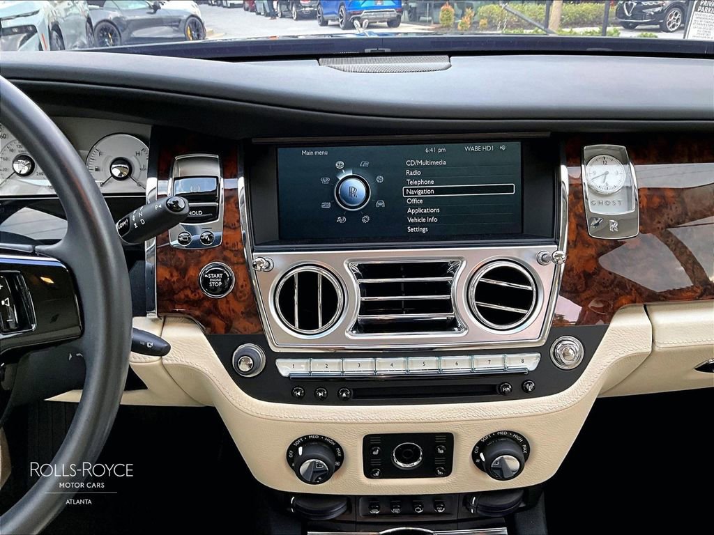 Certified 2013 Rolls-Royce Ghost RWD image 8