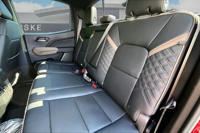 New 2026 GMC Canyon Denali AWD/4WD image 11