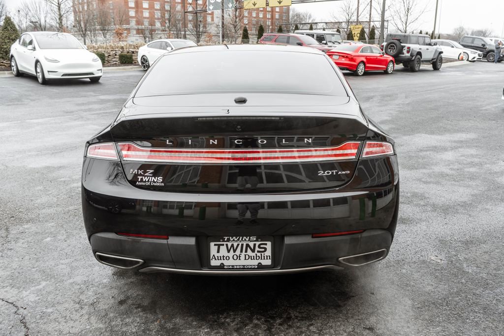 Used 2019 Lincoln MKZ Premiere image 9