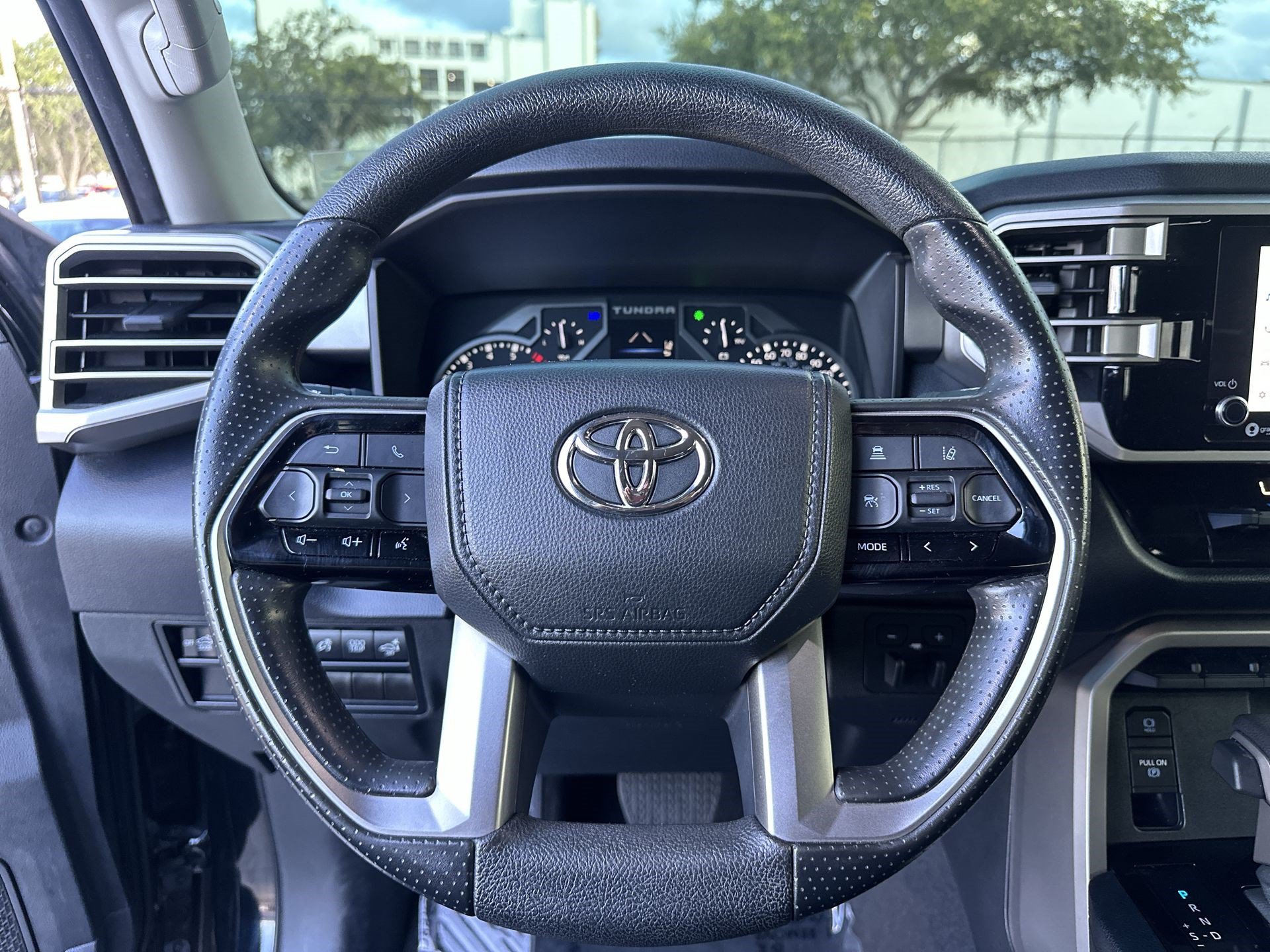 Used 2023 Toyota Tundra SR5 w/ SR5 Convenience Package AWD/4WD image 11