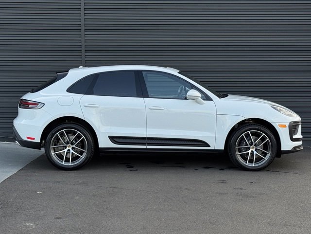 New 2026 Porsche Macan image 8