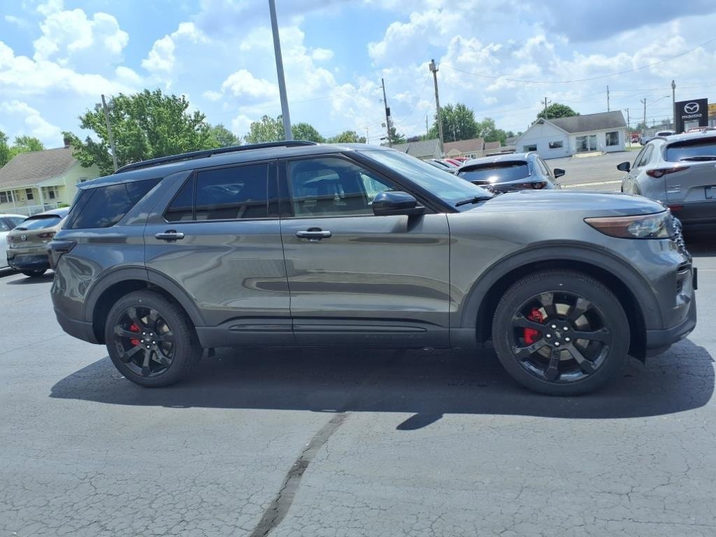 Used 2020 Ford Explorer ST w/ ST Street Pack image 6