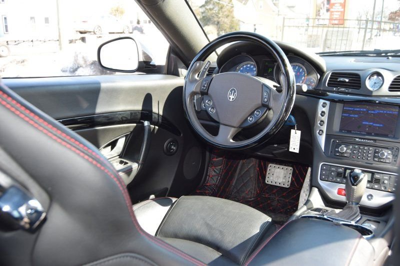 Used 2016 Maserati GranTurismo MC image 32