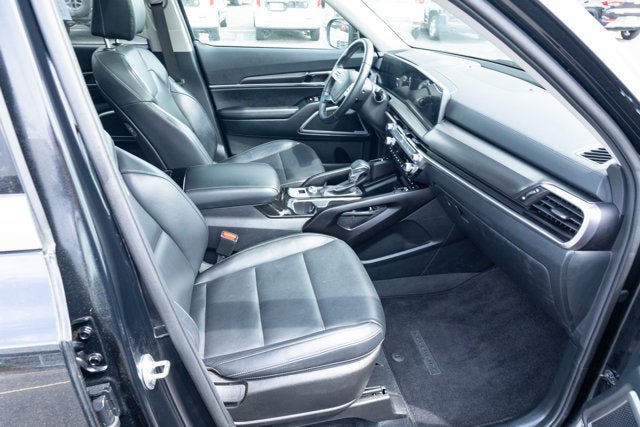 Used 2025 Kia Telluride S FWD image 41
