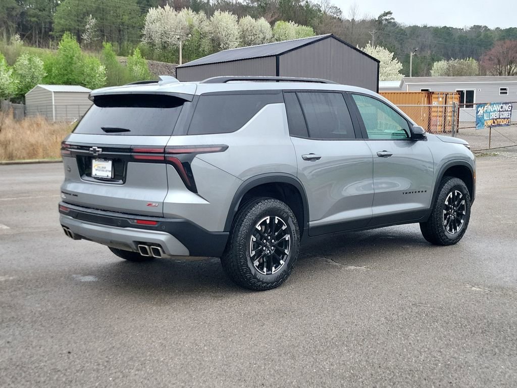 Used 2025 Chevrolet Traverse Z71 w/ LPO, Floor Liner Package image 3