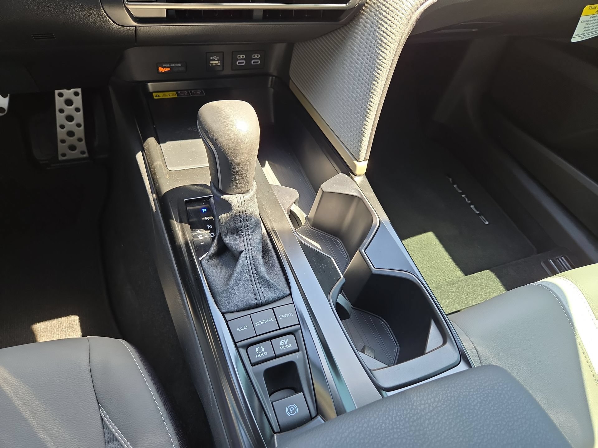 Used 2026 Toyota Camry SE FWD image 22