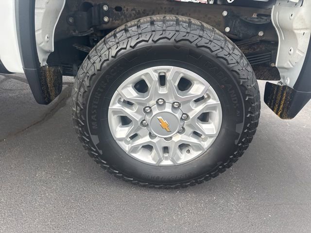 Used 2024 Chevrolet Silverado 3500 LT AWD/4WD image 21