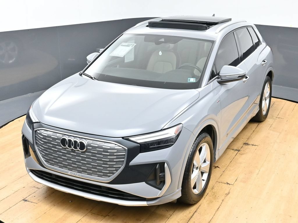 Used 2024 Audi Q4 e-tron Premium AWD/4WD image 43
