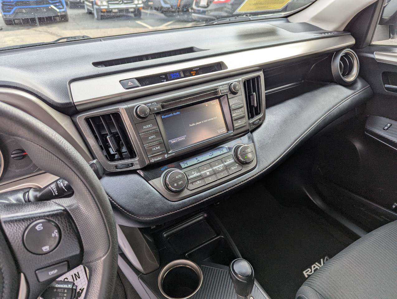 Used 2015 Toyota RAV4 XLE image 20