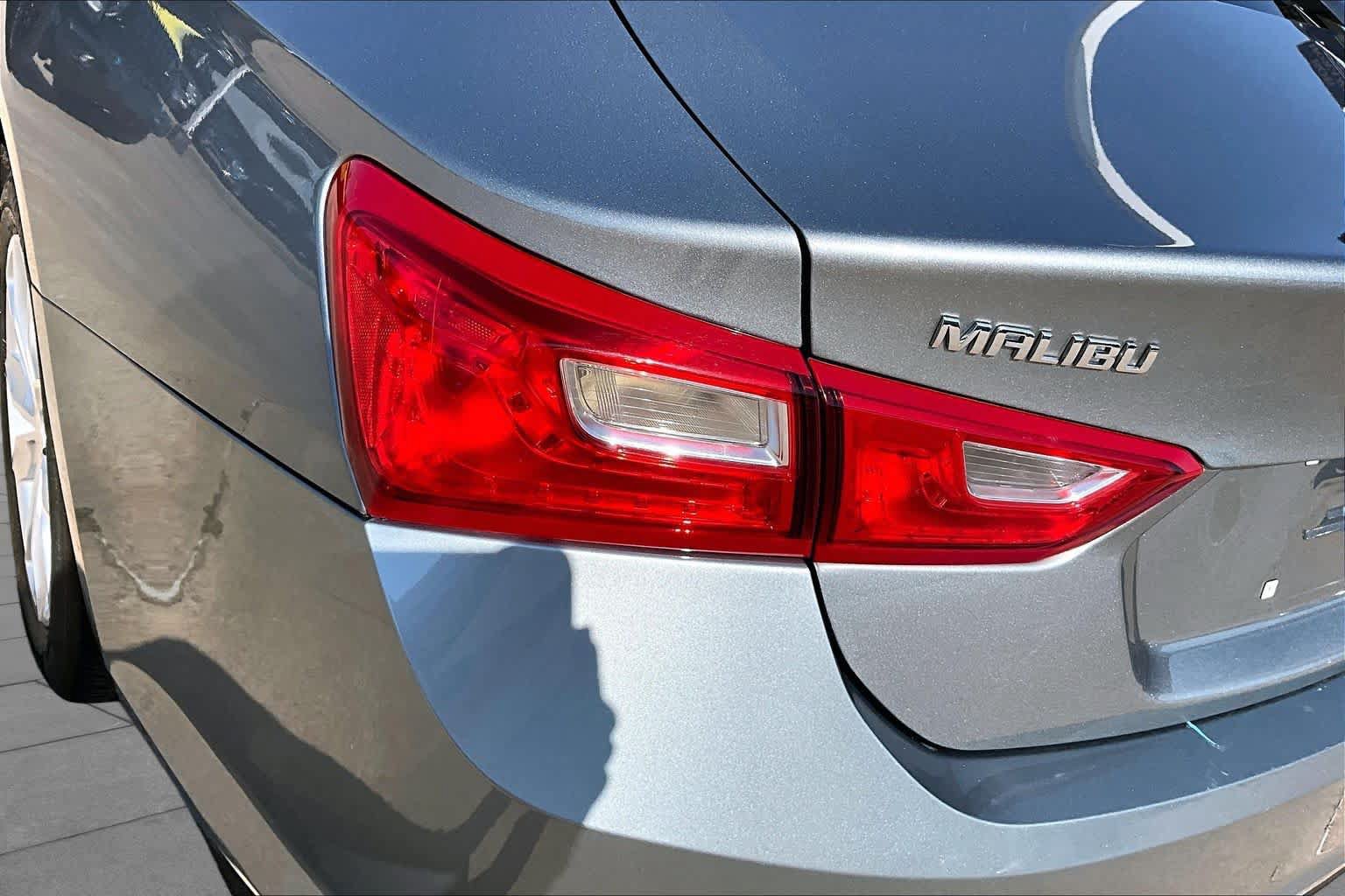 Used 2023 Chevrolet Malibu LT FWD image 26