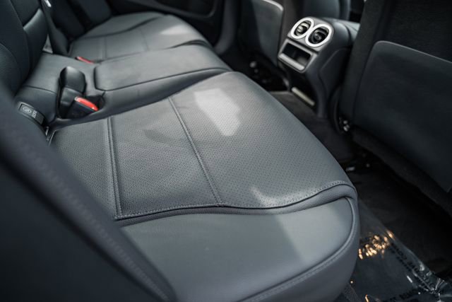 Certified 2025 Mercedes-Benz C 300 4MATIC Sedan image 34