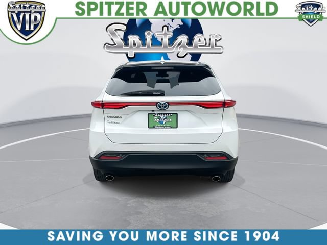 Used 2023 Toyota Venza LE AWD/4WD image 8