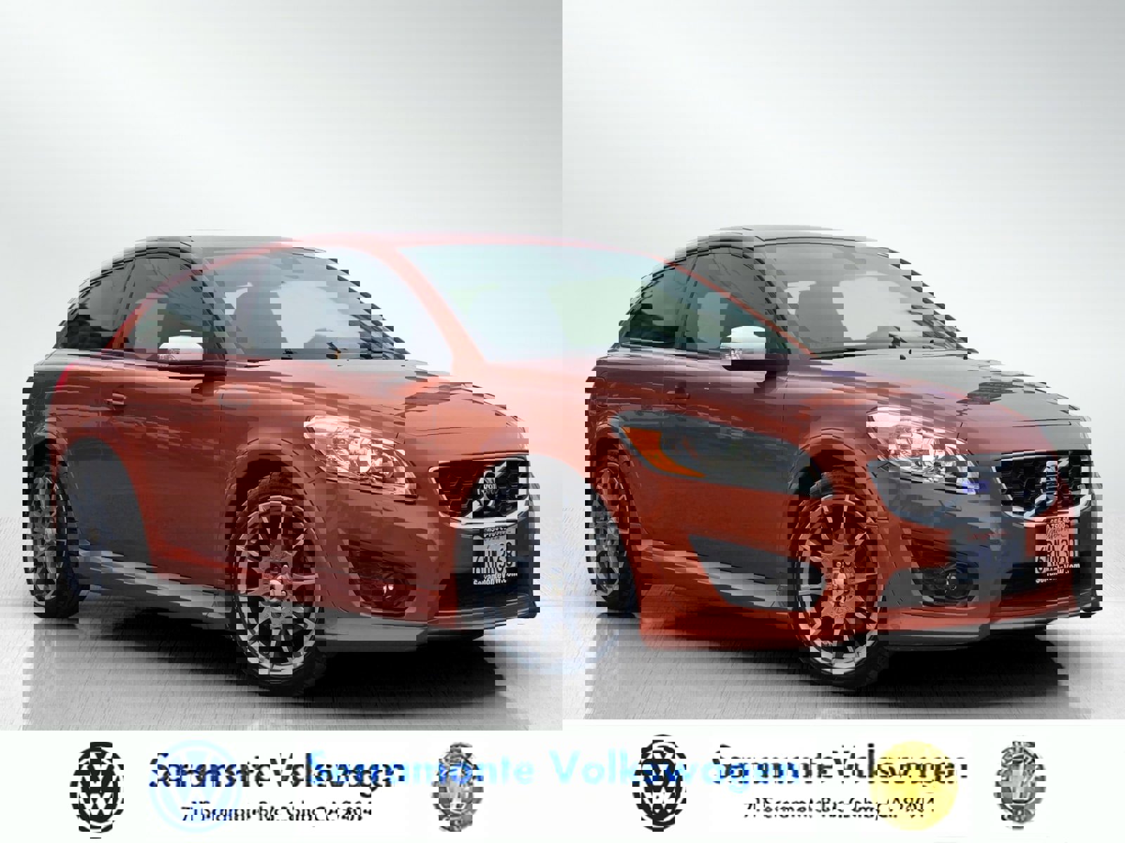 Used 2011 Volvo C30 T5 R-Design image 1