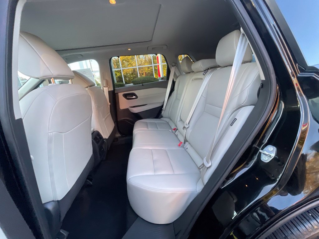 Certified 2023 Nissan Rogue SL w/ SL Premium Package AWD/4WD image 14