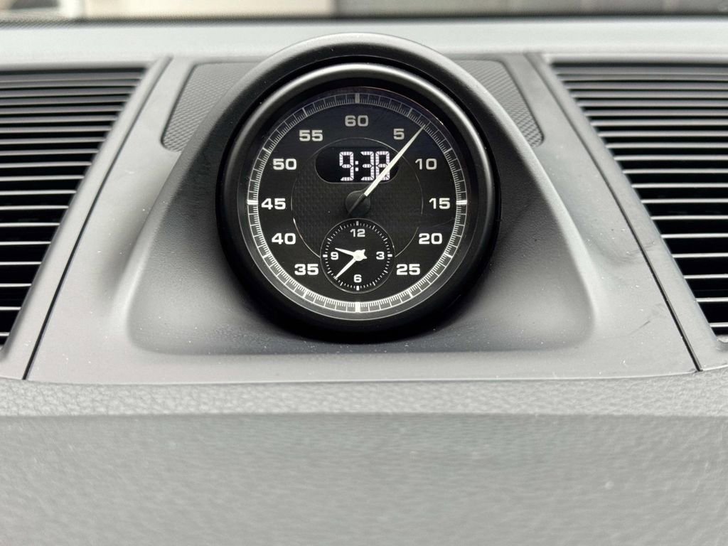 Used 2023 Porsche Macan S w/ Sport Chrono Package image 22