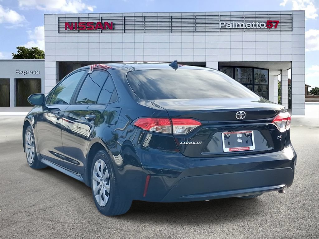 Used 2020 Toyota Corolla LE FWD image 5