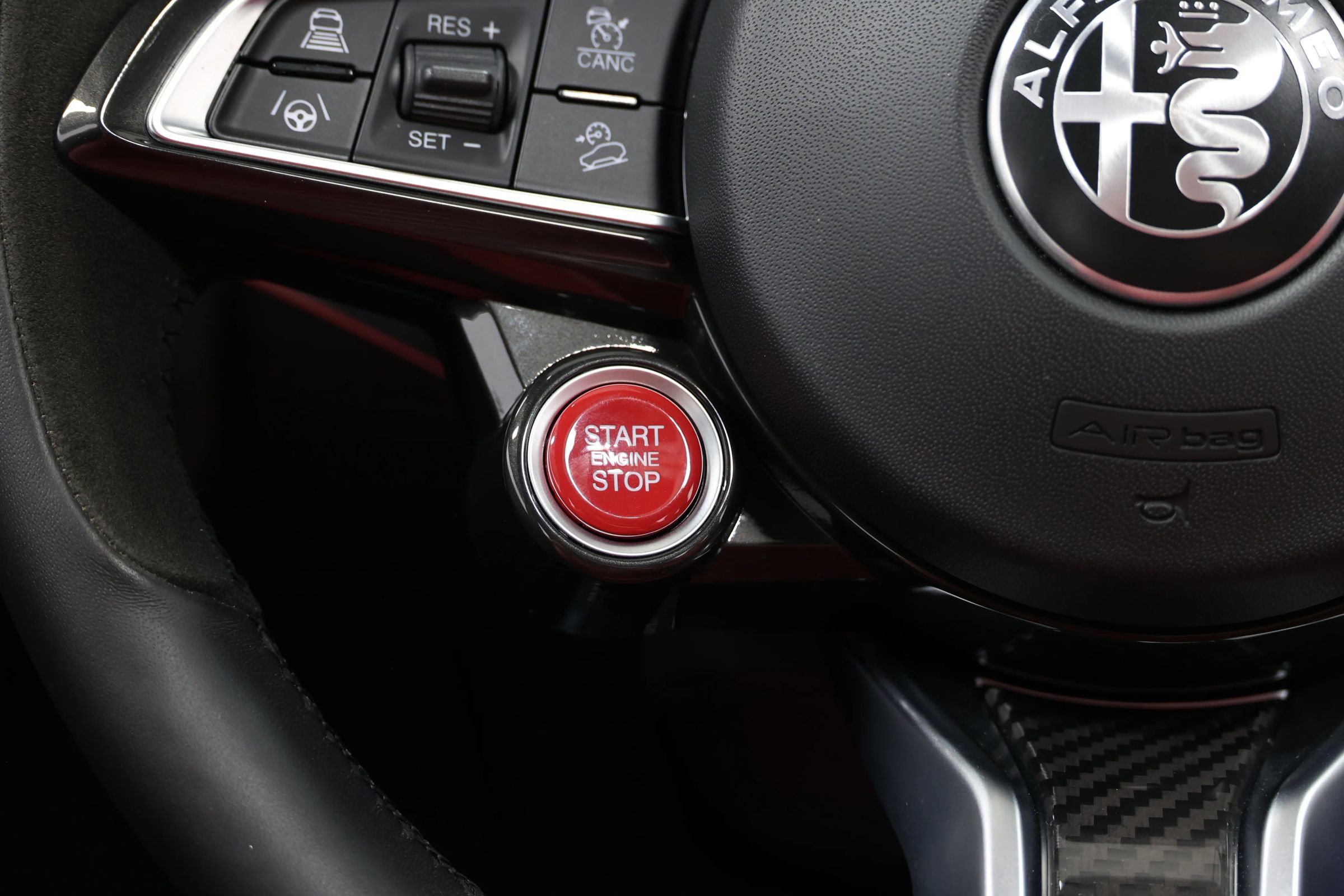 Used 2024 Alfa Romeo Stelvio Quadrifoglio image 24