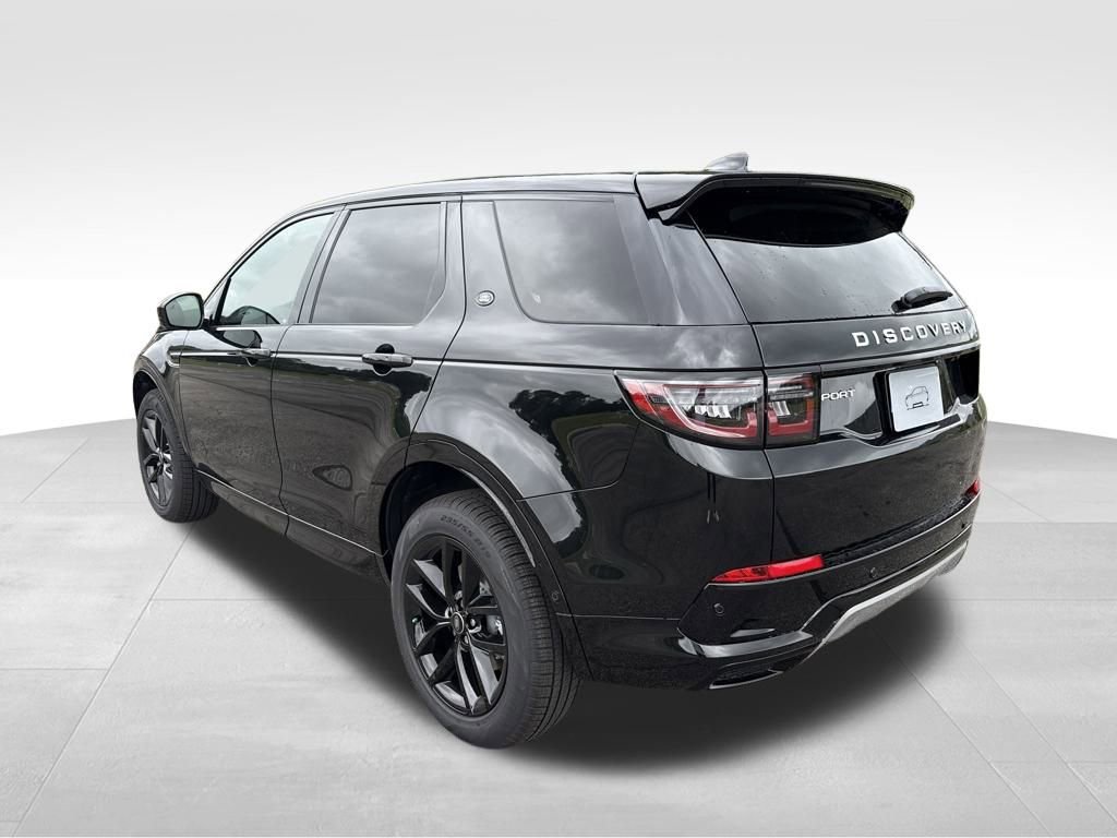 New 2025 Land Rover Discovery Sport S video 3
