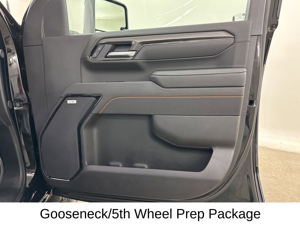 Used 2025 GMC Sierra 2500 AT4 w/ AT4 Premium Plus Package image 21