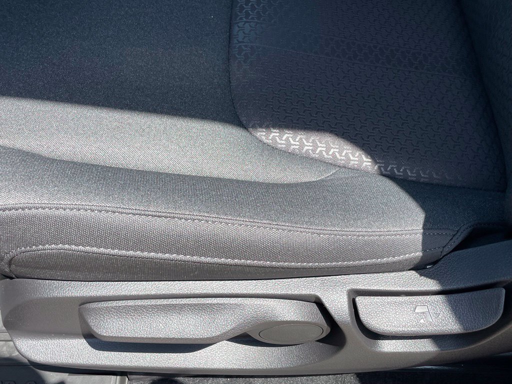 New 2026 Kia Carnival LX FWD image 10