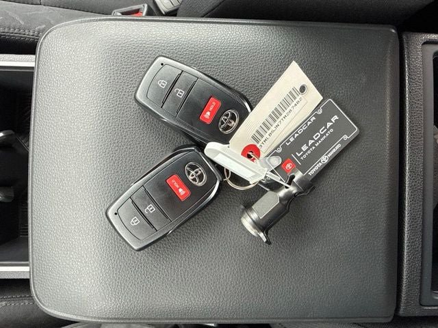 Used 2026 Toyota Tacoma SR5 AWD/4WD image 31