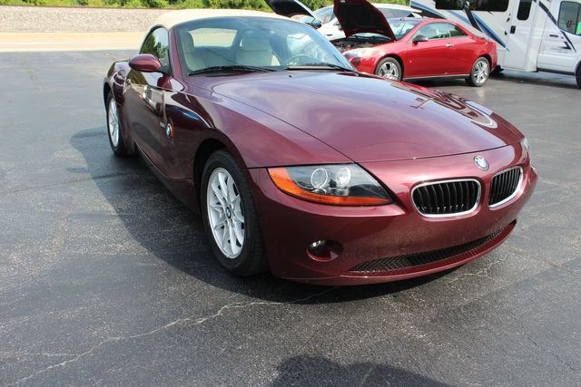 Used 2004 BMW Z4 2.5i RWD image 10