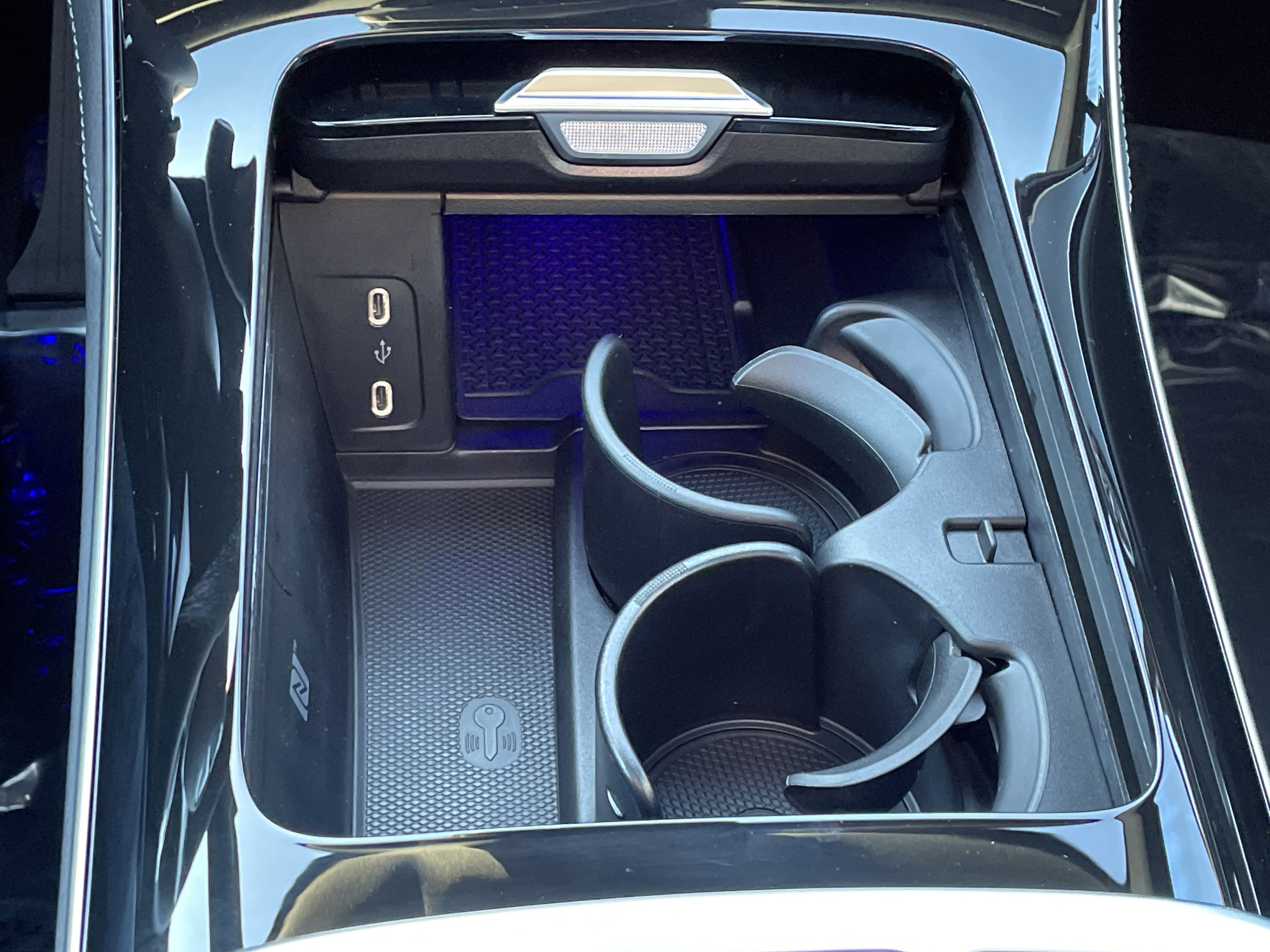 New 2026 Mercedes-Benz EQE 320 4MATIC SUV image 30