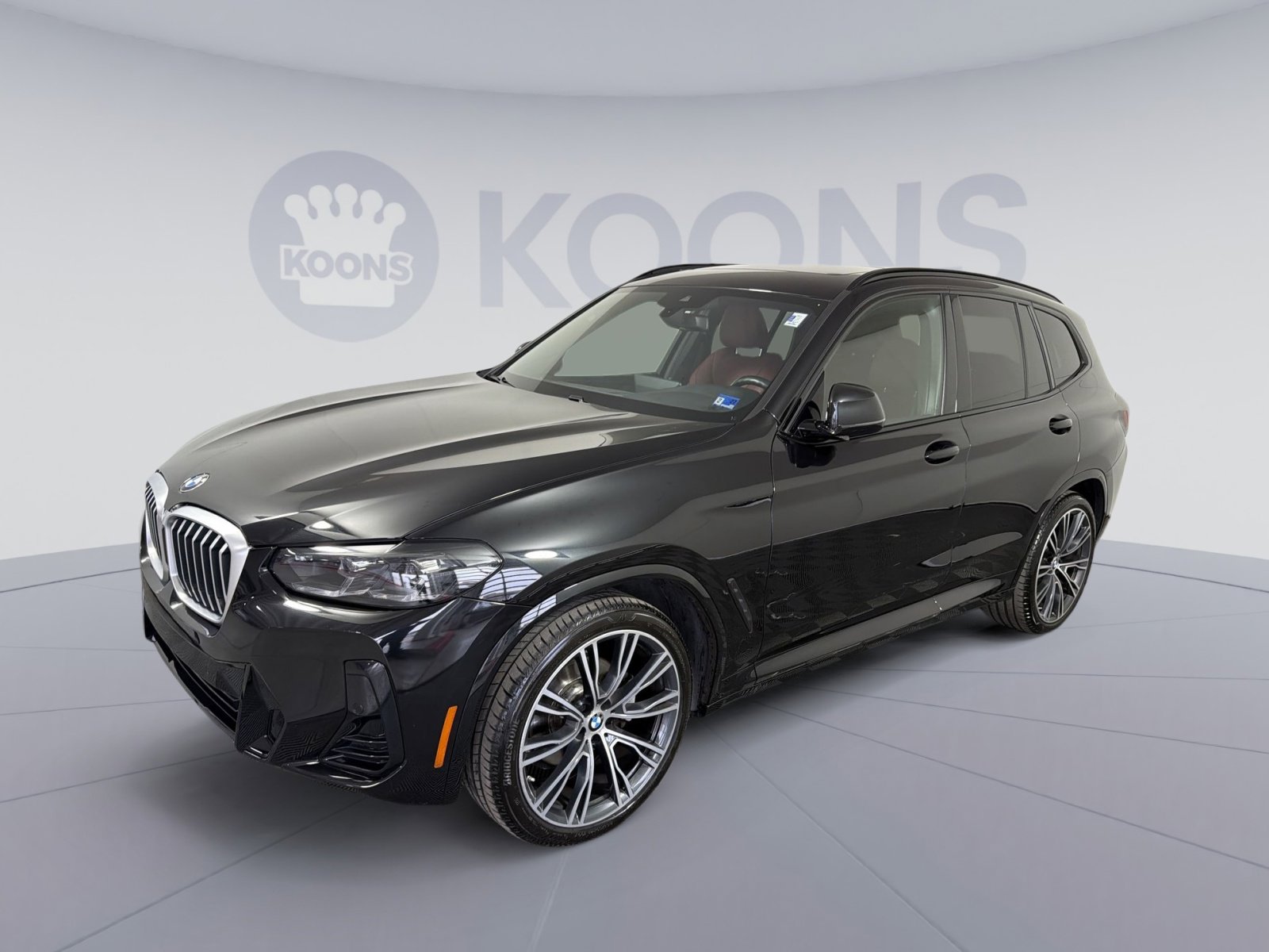 Used 2022 BMW X3 sDrive30i w/ M Sport Package 2