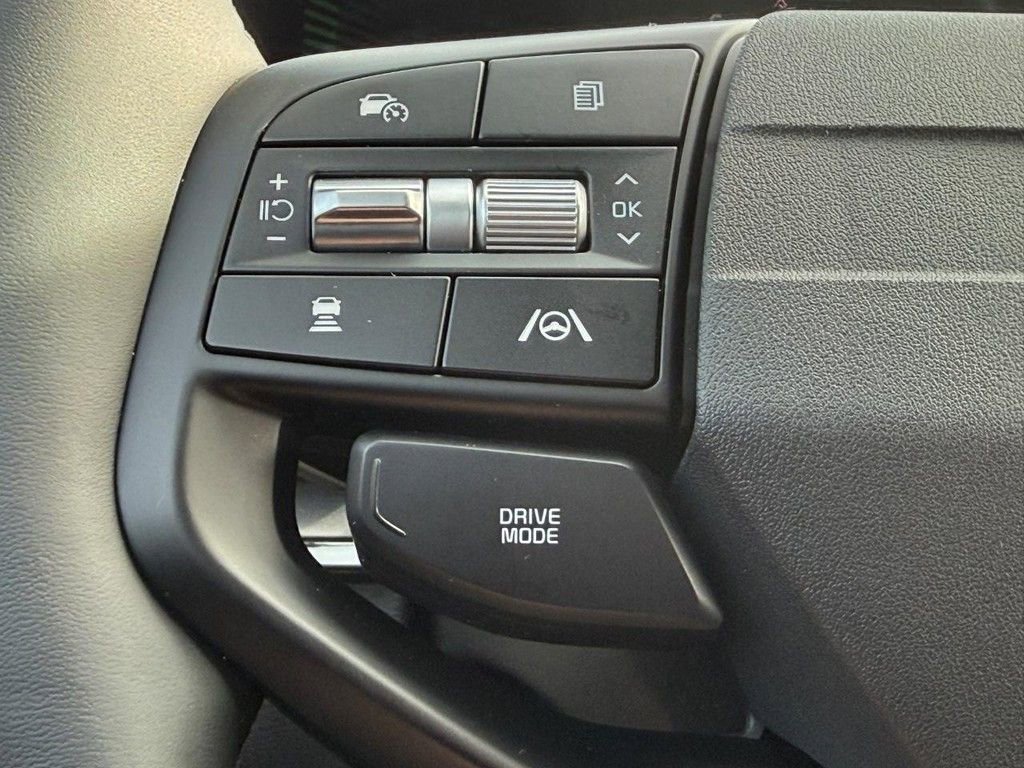New 2026 Kia Sportage EX image 8