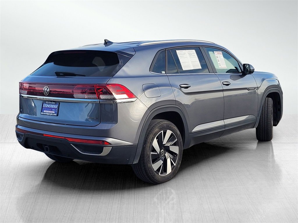 Used 2024 Volkswagen Atlas Cross Sport SE image 4