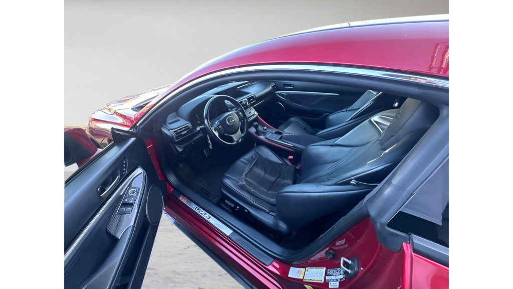 Used 2017 Lexus RC F w/ Performance Package RWD image 14