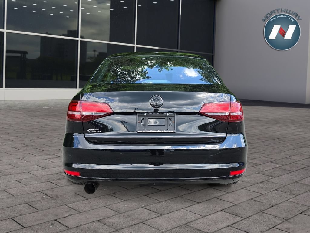 Used 2017 Volkswagen Jetta S FWD image 4