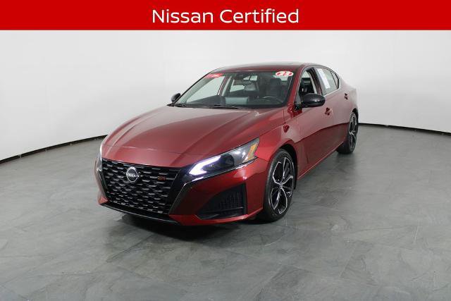Certified 2023 Nissan Altima 2.5 SR w/ SR Premium Package FWD image 2