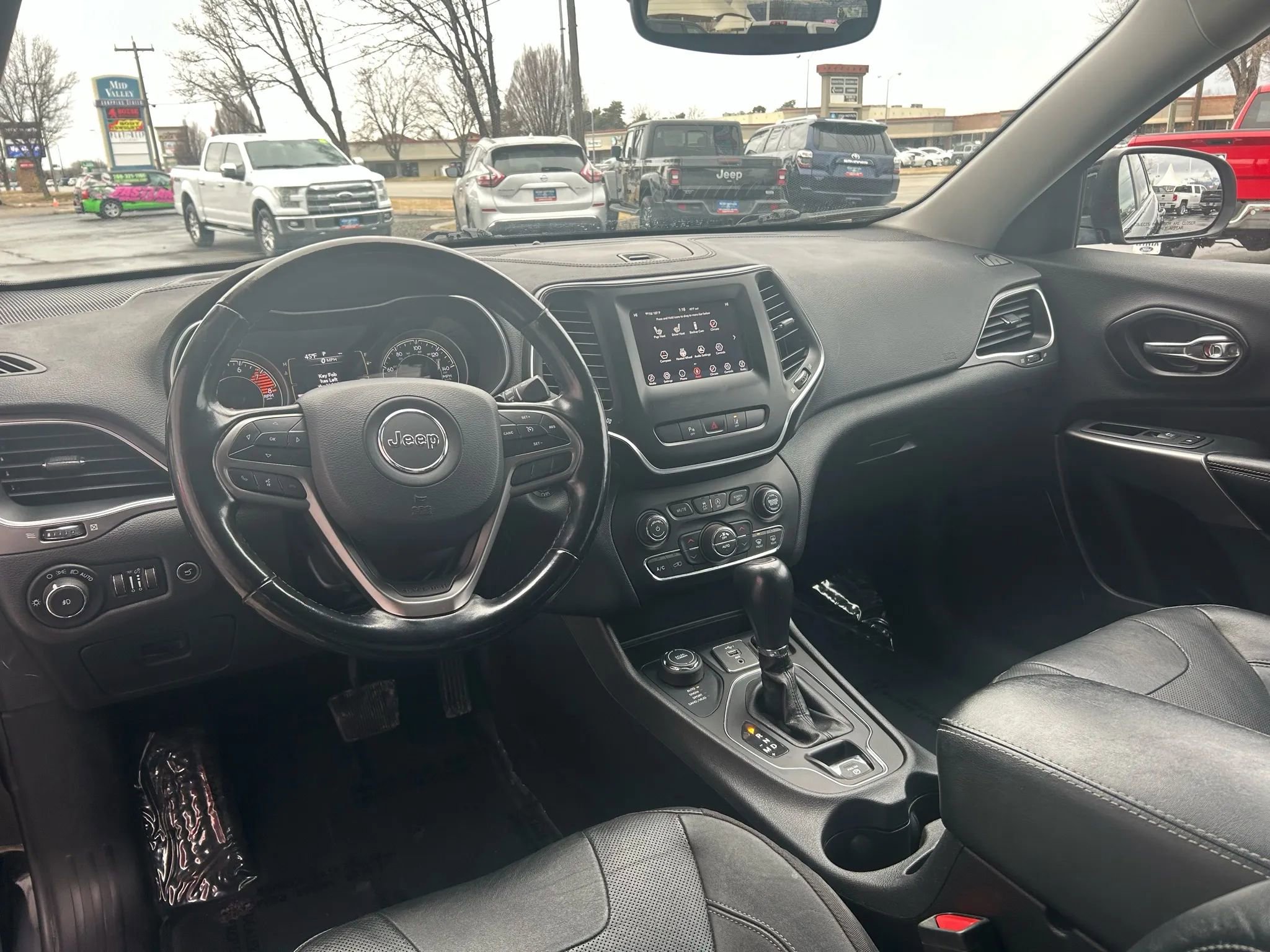 Used 2020 Jeep Cherokee Latitude Lux w/ Comfort/Convenience Group image 5