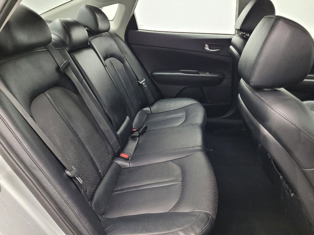 Used 2020 Kia Optima SE image 19