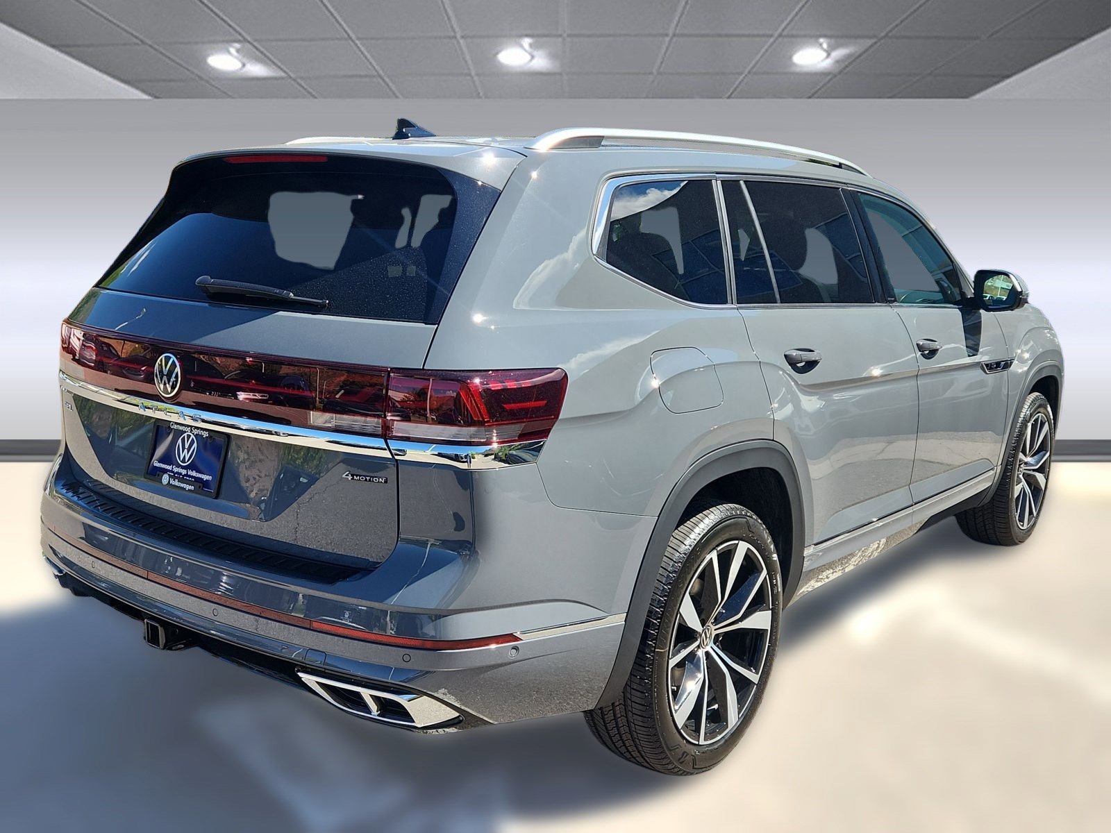 New 2026 Volkswagen Atlas SEL Premium R-Line image 3