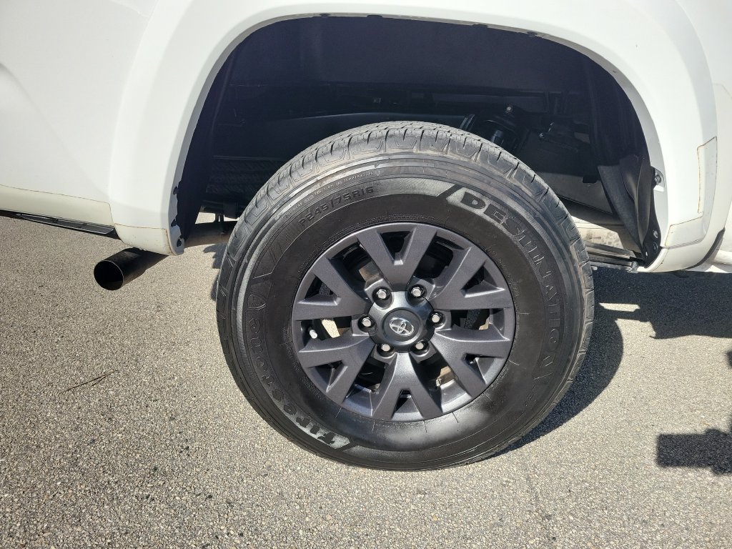 Certified 2023 Toyota Tacoma SR5 RWD image 30