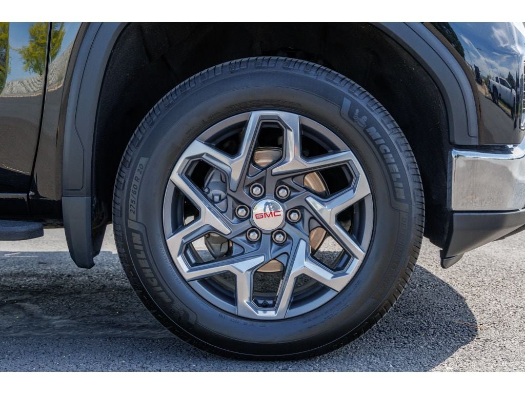 Used 2022 GMC Sierra 1500 SLT AWD/4WD image 9