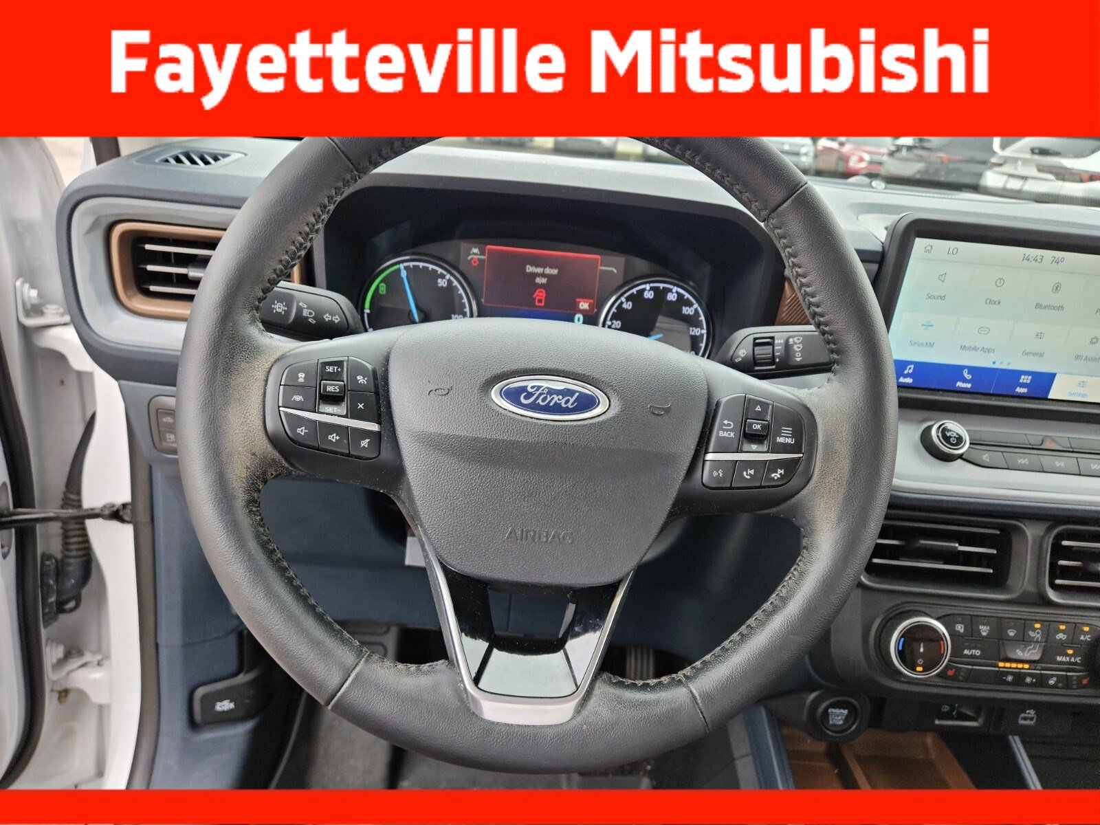 Used 2022 Ford Maverick Lariat w/ Lariat Luxury Package FWD image 24