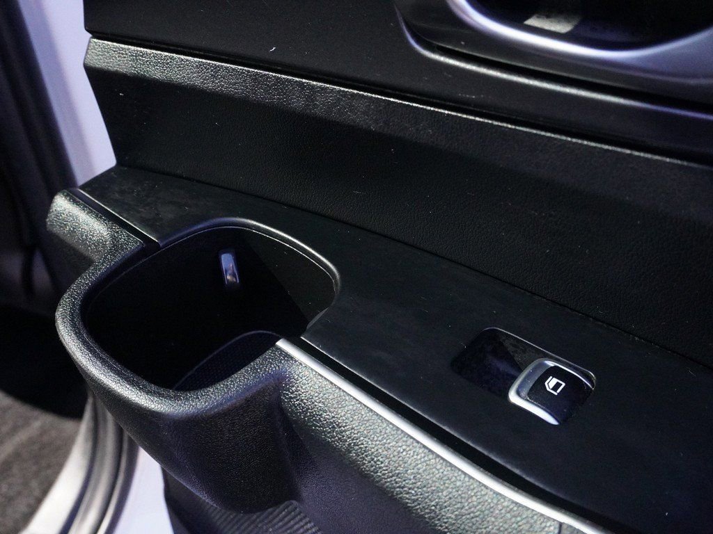 Used 2022 Kia Sorento S w/ Panoramic Sunroof Package image 53