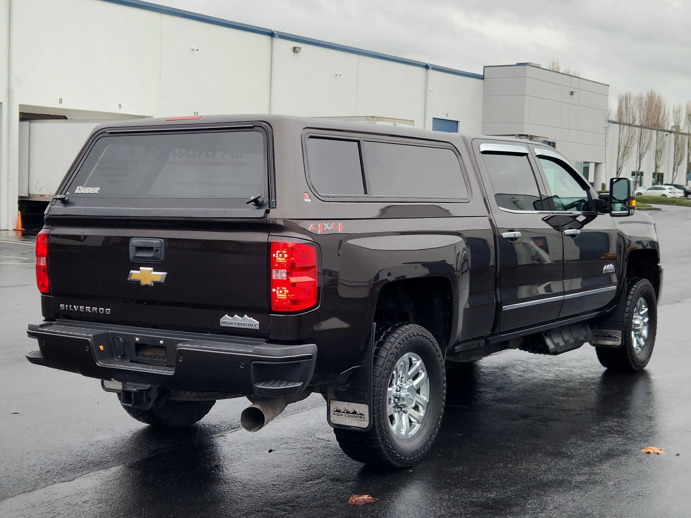 Used 2018 Chevrolet Silverado 3500 High Country AWD/4WD image 4