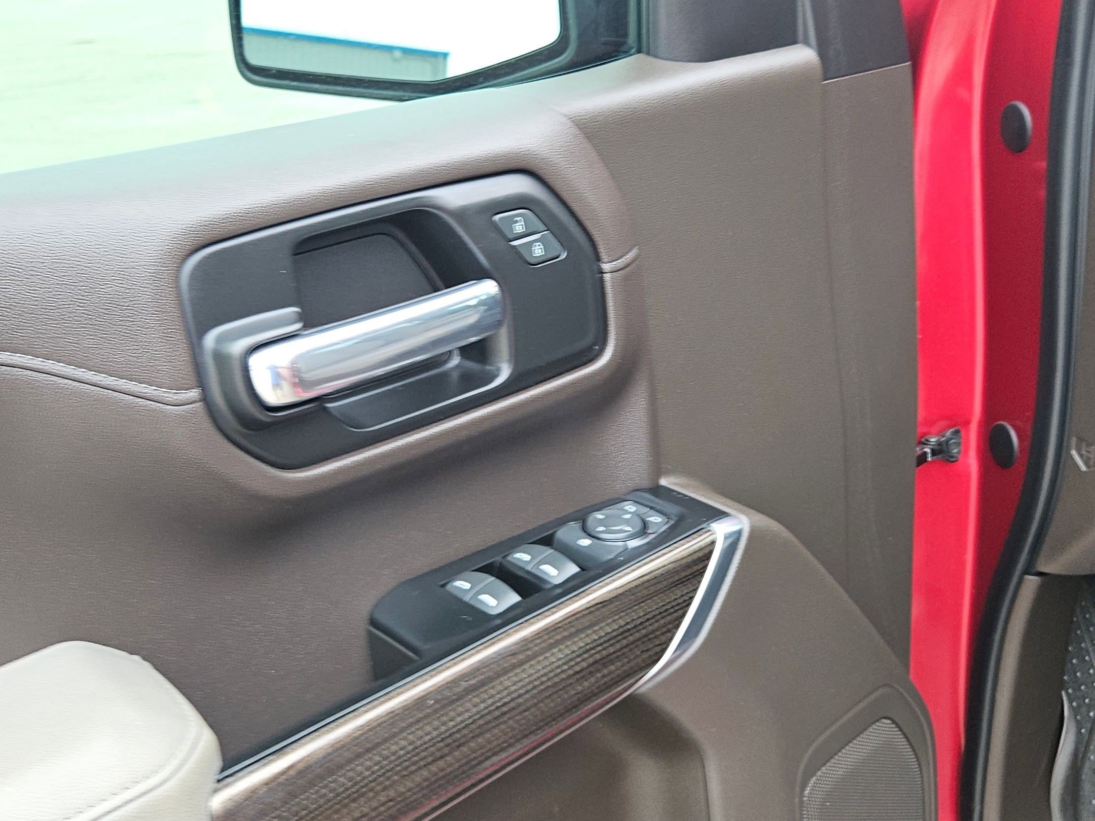 Used 2019 Chevrolet Silverado 1500 LT RWD image 12