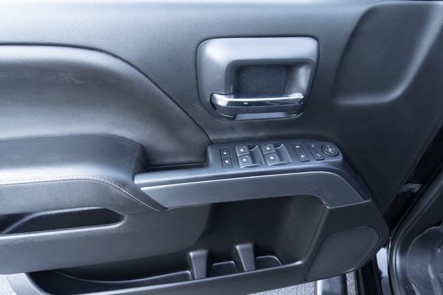 Used 2018 Chevrolet Silverado 1500 LT w/ All Star Edition image 15